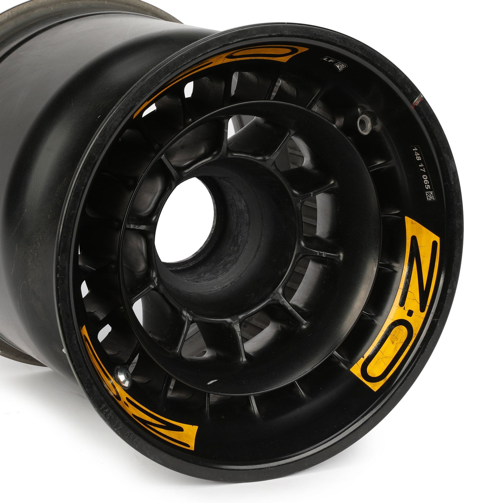 LOT 056 - Renault F1 Team 2017 RS17 Front Wheel Rim