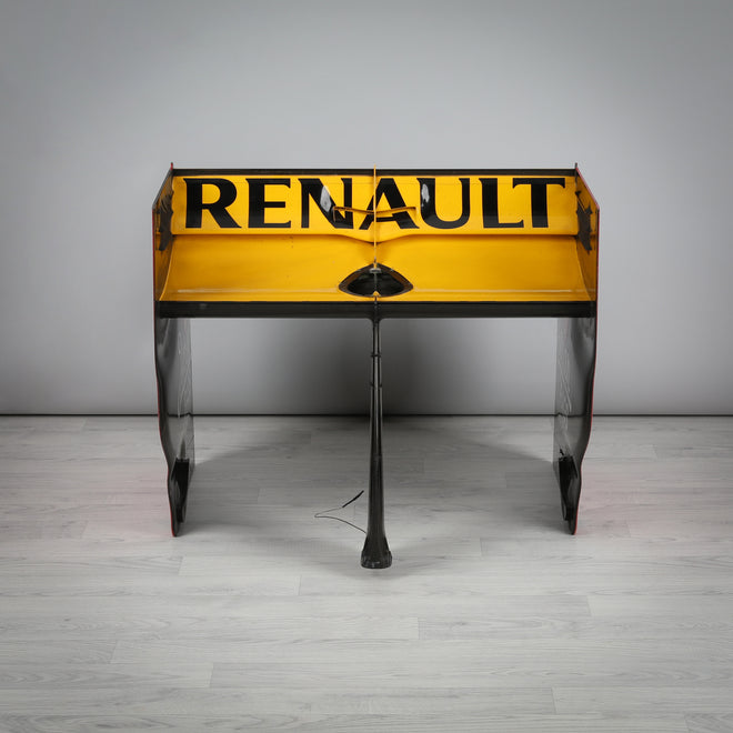 LOT 055 - Renault F1 Team 2010 R30 Rear Wing Assembly