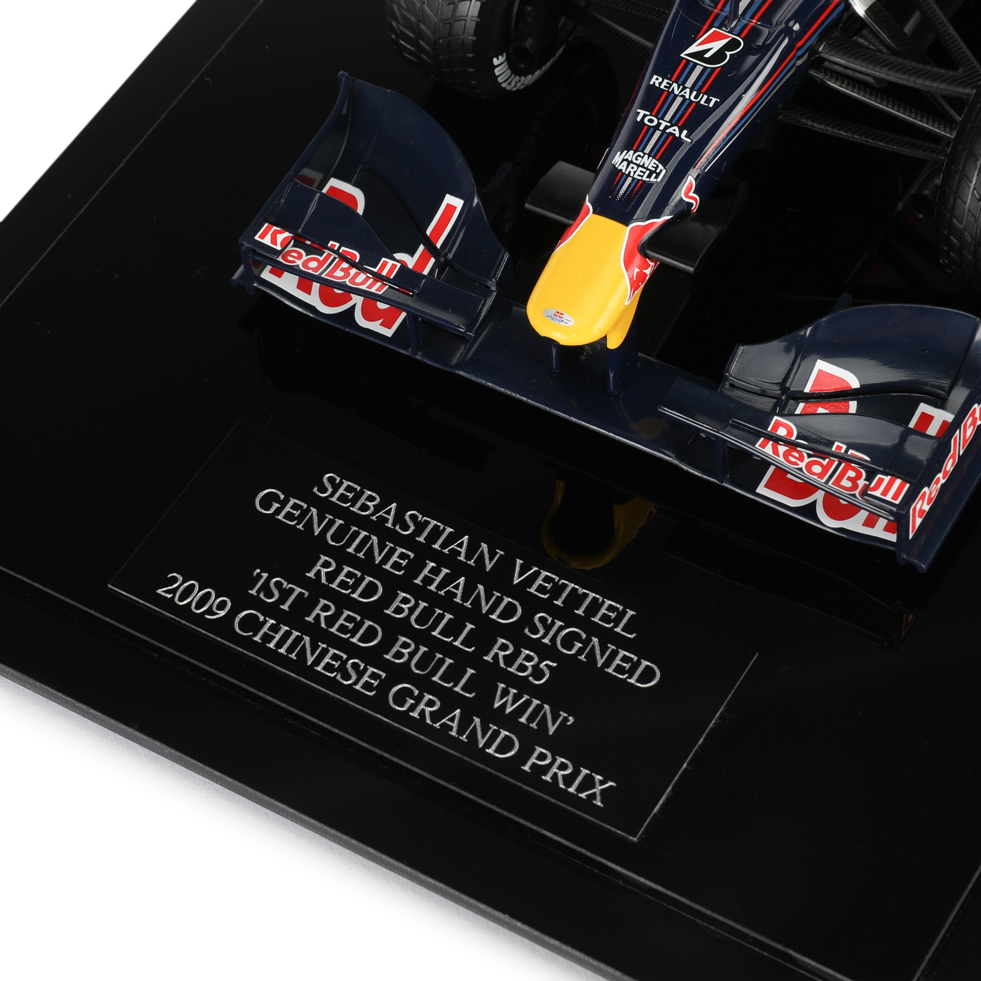 Sebastian Vettel Signed 2009 Red Bull Racing 1:18 Scale Model