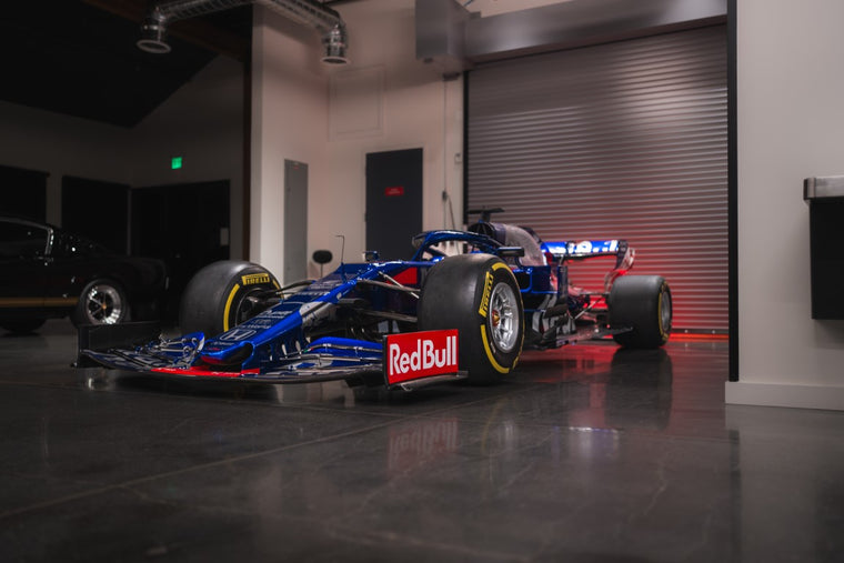 2019 Toro Rosso STR14-04 Formula 1 authentic rolling chassis with P2 finishing, premium collector display
