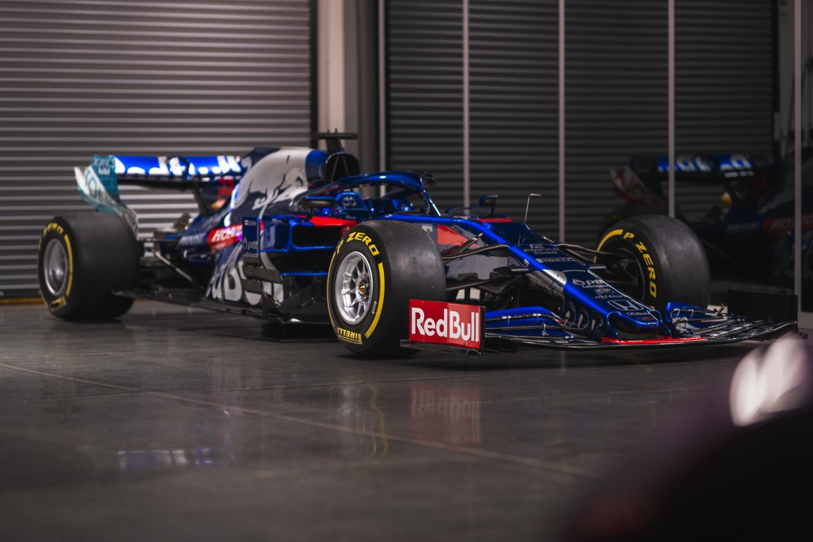2019 Toro Rosso STR14-04 - F1® P2 Finishing Rolling Chassis