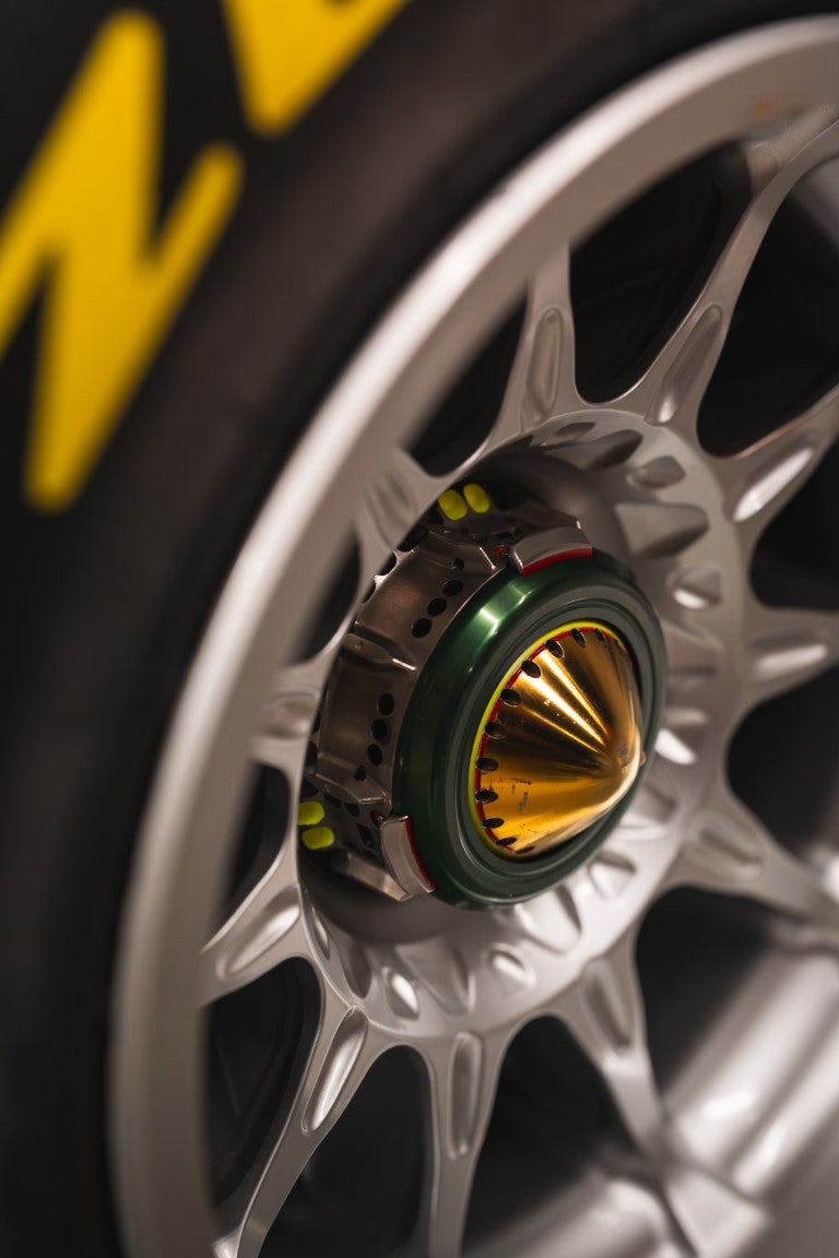 2019 Toro Rosso STR14-04 - F1® P2 Finishing Rolling Chassis