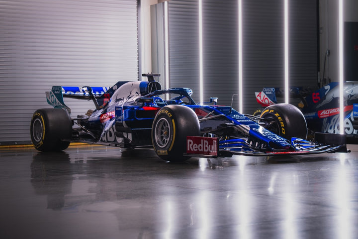 2019 Toro Rosso STR14-04 - F1® P2 Finishing Rolling Chassis
