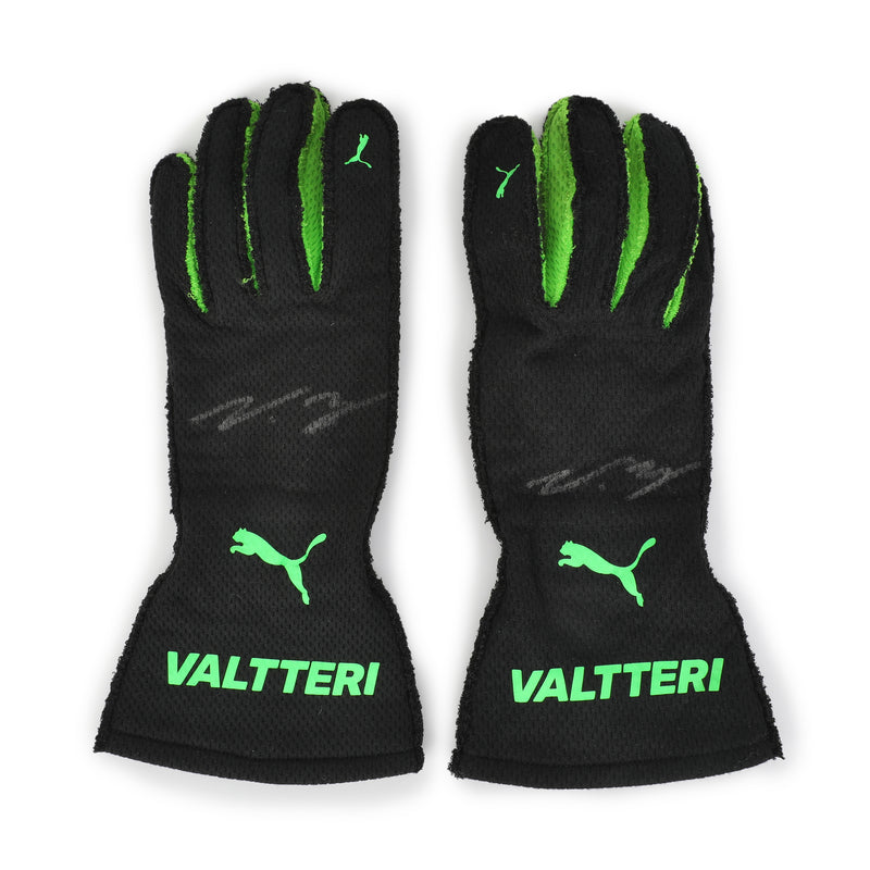 LOT 111 - Valtteri Bottas 2024 Stake F1 Team Kick Sauber Signed Grand Prix Used Gloves