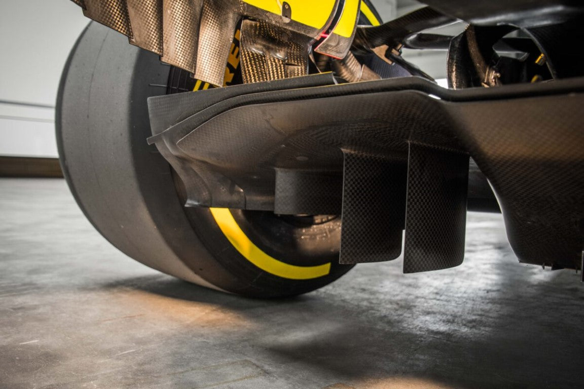 2019 Toro Rosso STR14-04 - F1® P2 Finishing Rolling Chassis