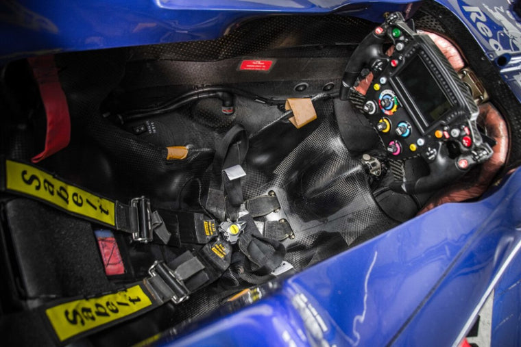Toro Rosso STR14-04 2019 P2 finishing authentic rolling chassis, Formula 1 collector display and engineering memorabilia