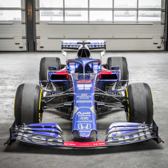 LOT 004 - 2019 Toro Rosso STR14-04 - F1® P2 Finishing Rolling Chassis