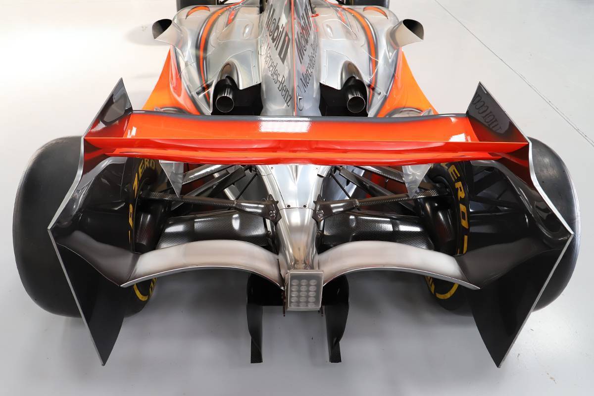 2006 McLaren MP4-21 Official Show Car