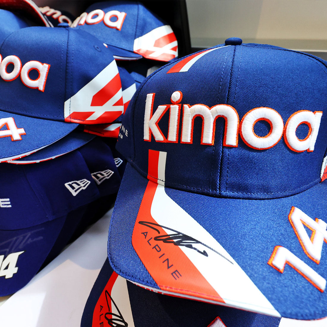 LOT 035 - Fernando Alonso 2021 Unframed Signed Cap