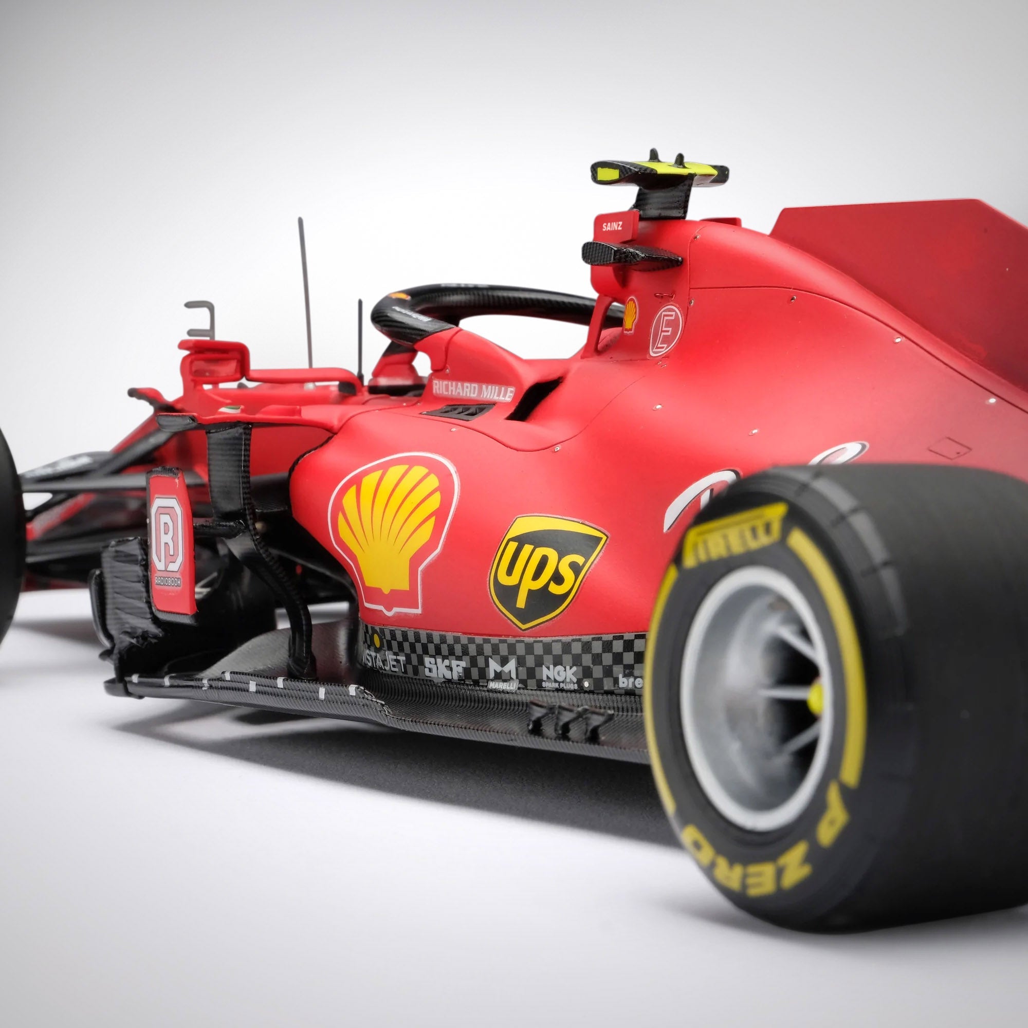 Carlos Sainz 2021 Scuderia Ferrari SF21 1:18 Scale Model