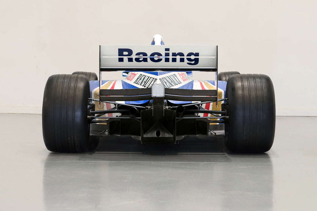 Formula 1-inspired 1997 Williams FW19 show car, full-size exhibition vehicle for collector display, events and showroom presentation