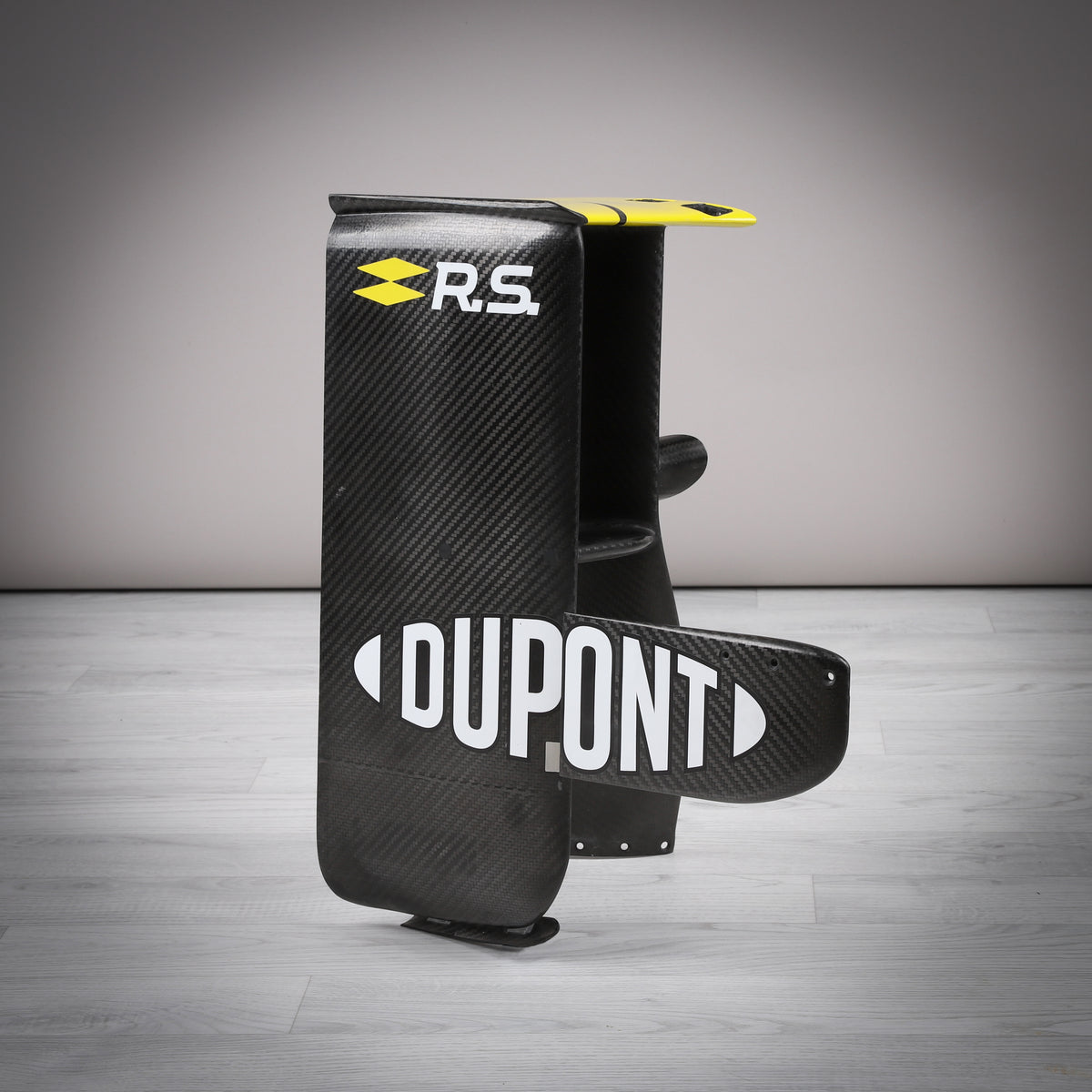 Official F1® Race Car Parts | Race Used & Historic F1 Race Car Parts ...