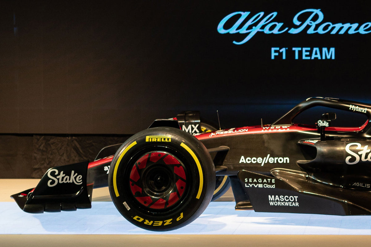 2023 Alfa Romeo C43 full-size Formula 1 show car, premium collector display piece inspired by the Alfa Romeo F1 Team race car