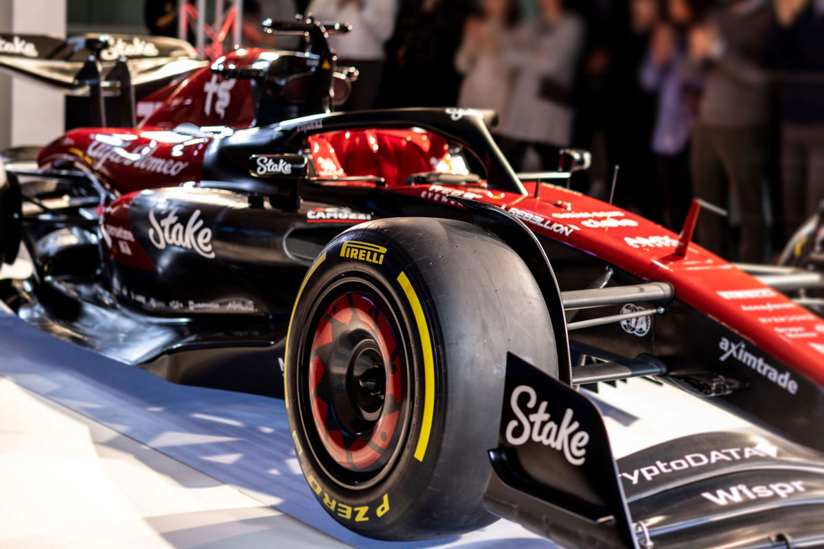 Alfa Romeo C43 2023 Formula 1 show car, full-size Formula 1-inspired display vehicle for collectors, exhibitions and showroom display